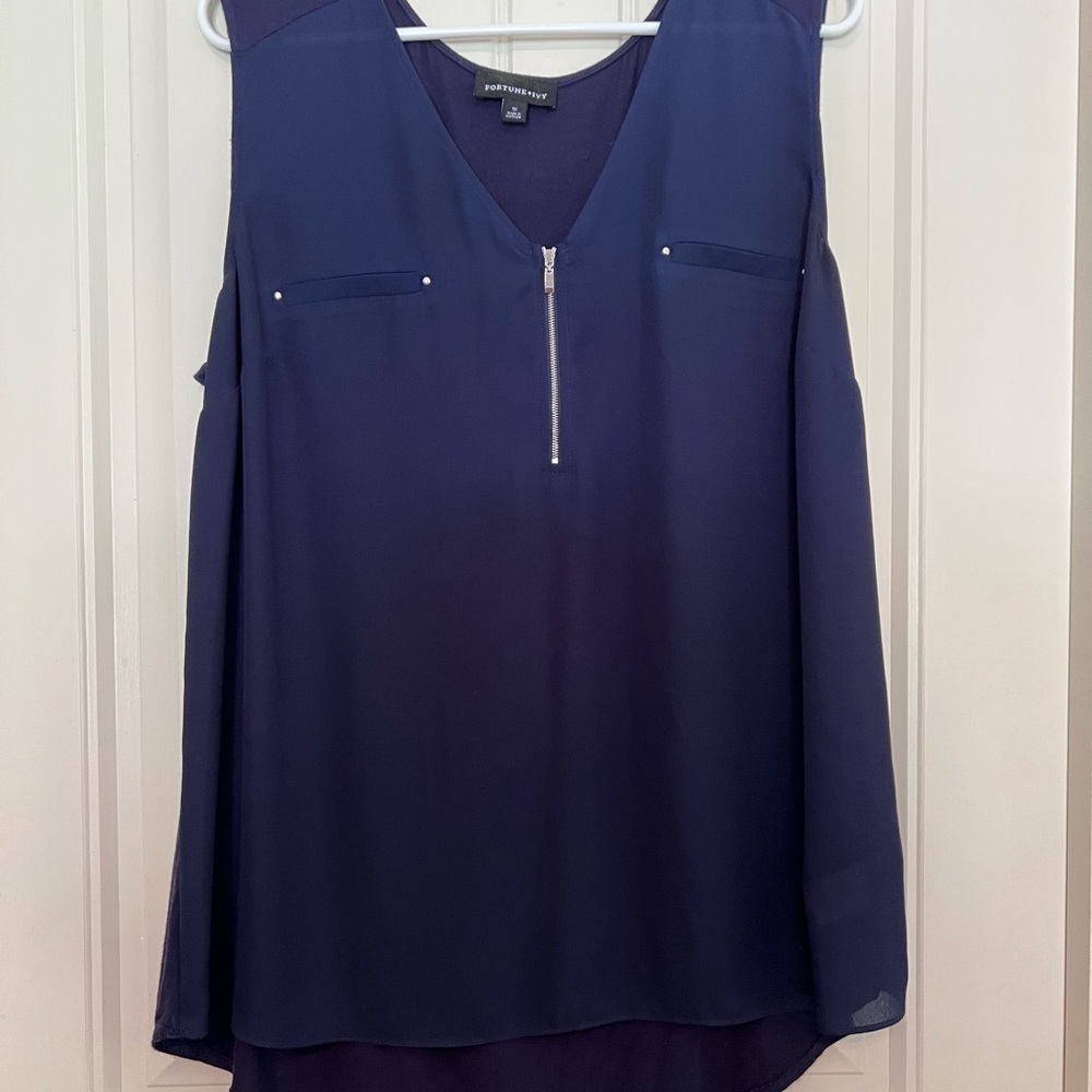 Stitch Fortune & Ivy Navy Mixed Material Sleeveless V-Neck Blouse